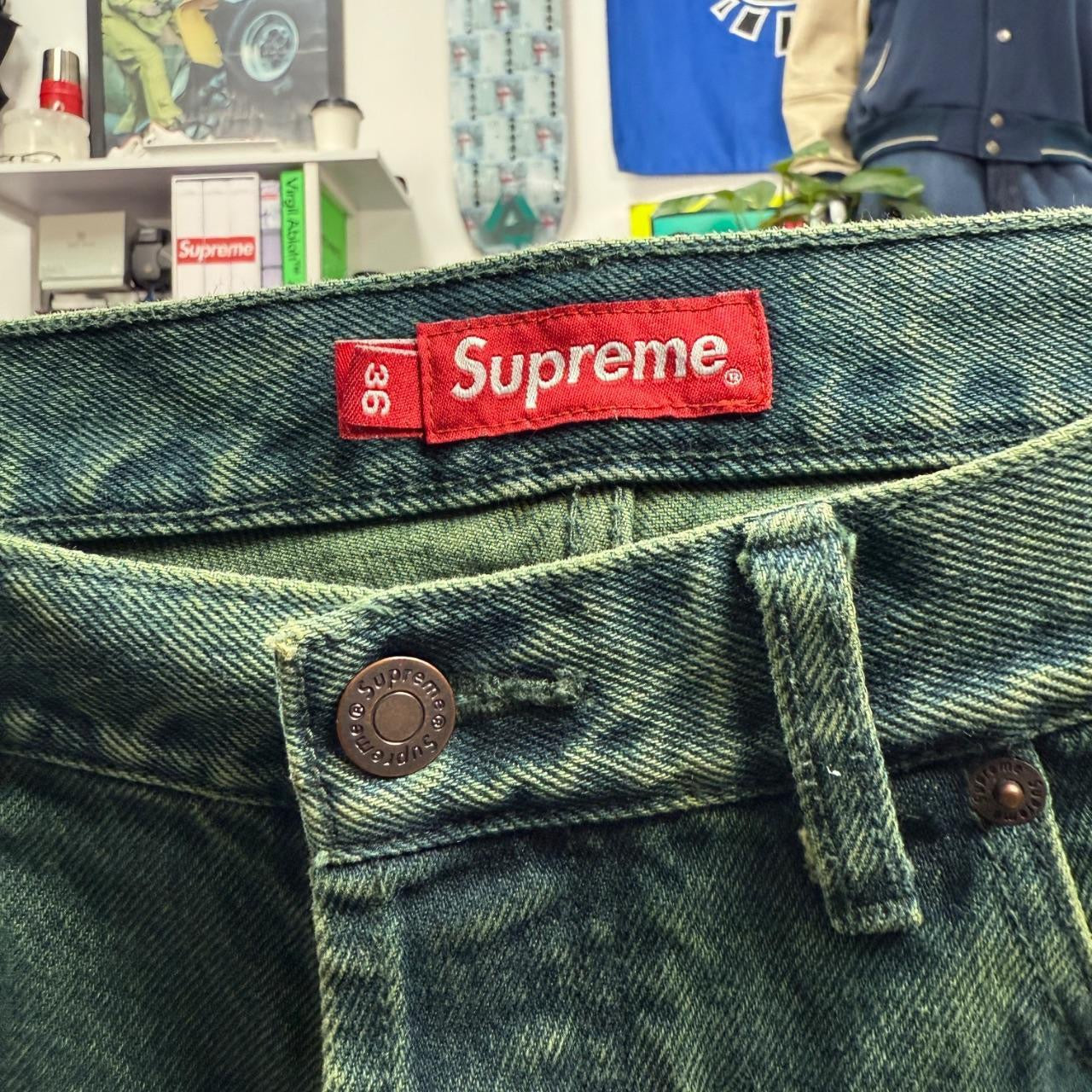SUPREME FW23 OVERSPRAY REGULAR JEANS
