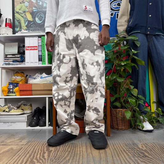 SUPREME SS25 BLEACHED BAGGY JEANS