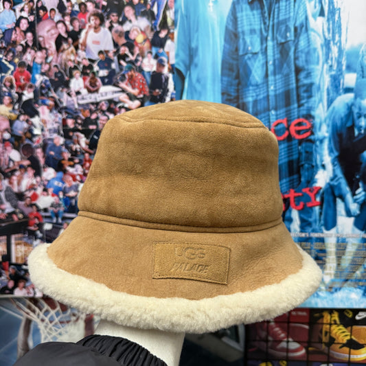 PALACE UGG FW24 SHEARLING BUCKET HAT
