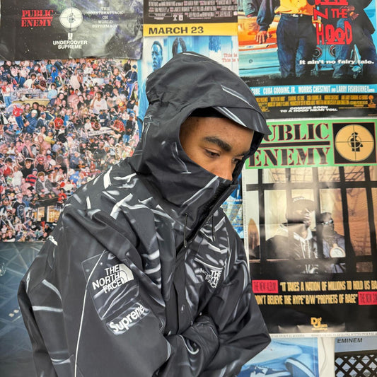 SUPREME THE NORTH FACE SS23 TROMPE L'OEIL SHELL JACKET