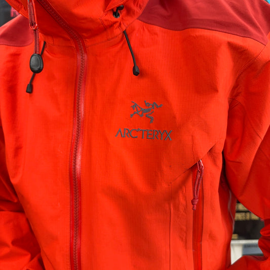 ARCTERYX BETA AR GORE-TEX JACKET