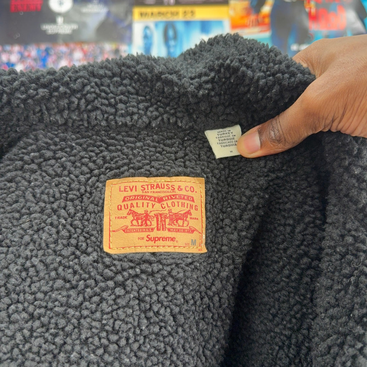 SUPREME FW16 LEVIS BLEACHED SHERPA TRUCKER JACKET
