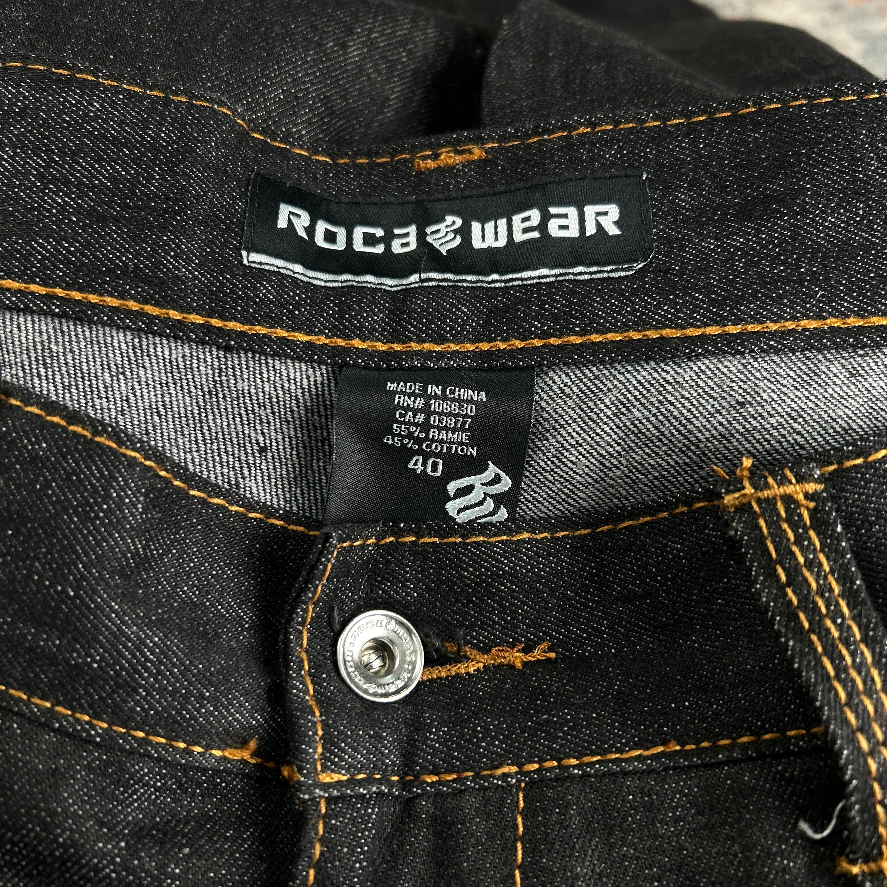 VINTAGE ROCAWEAR DENIM JEANS