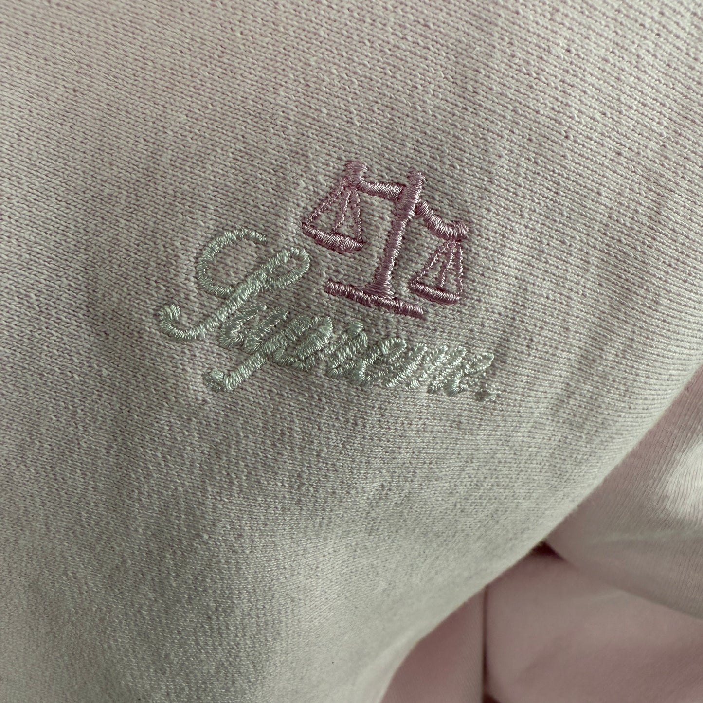 SUPREME 2006 JUSTICE PINK CREWNECK