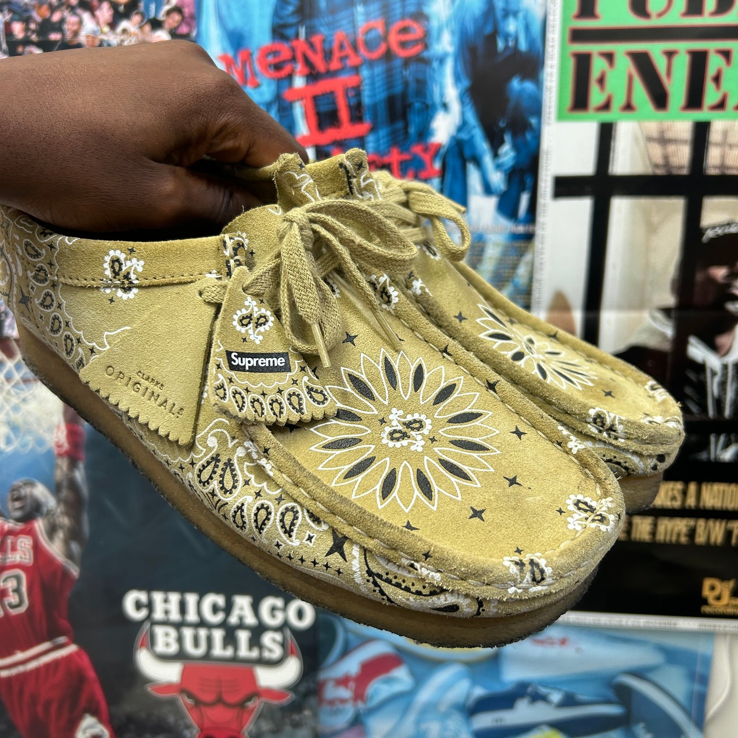 SUPREME SS19 CLARKS ORIGINALS WALLABEE