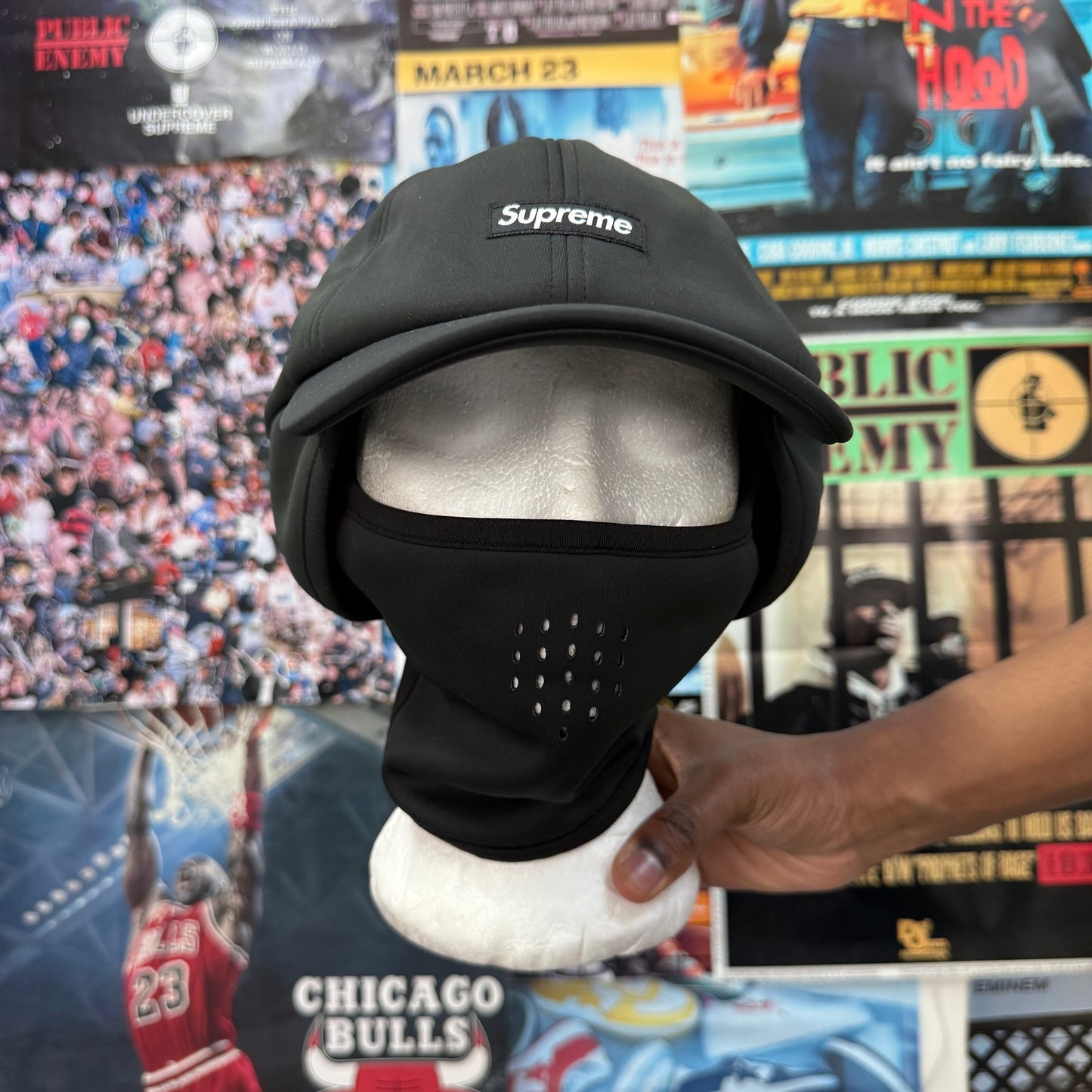 SUPREME FW22 WINDSTOPPER GORETEX FACEMASK CAP