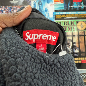 SUPREME REVERSIBLE POLARTEC FLEECE