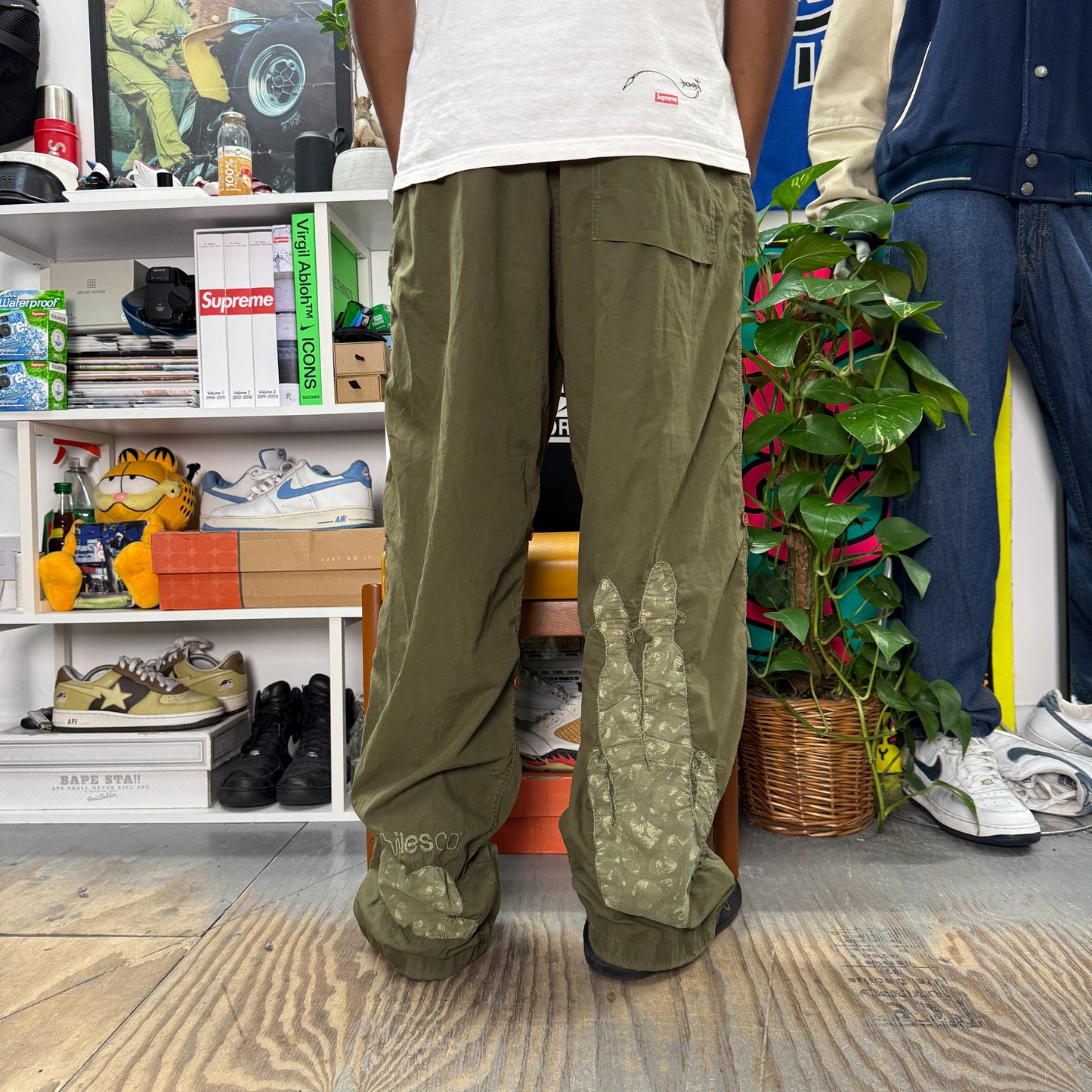 MAHARISHI 2002 EMBROIDERED SNOWPANT