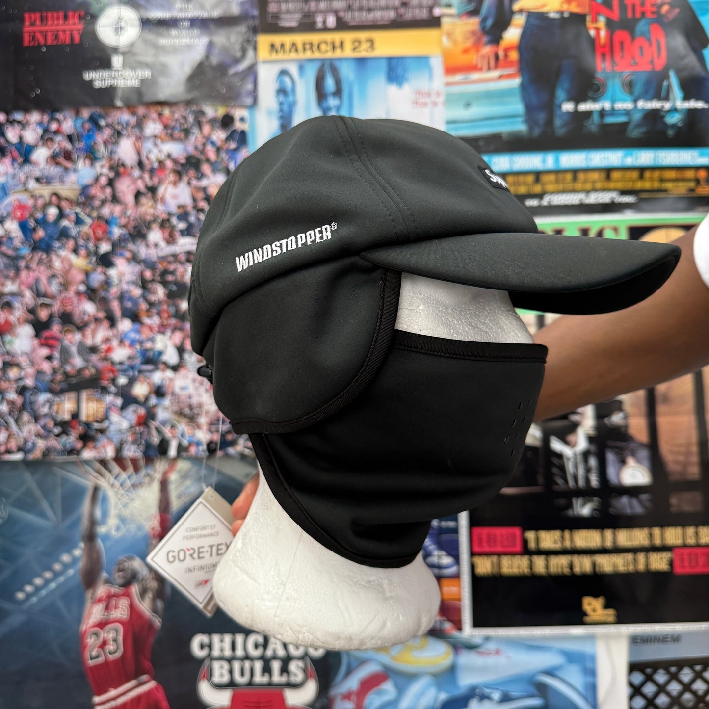 SUPREME FW22 WINDSTOPPER GORETEX FACEMASK CAP