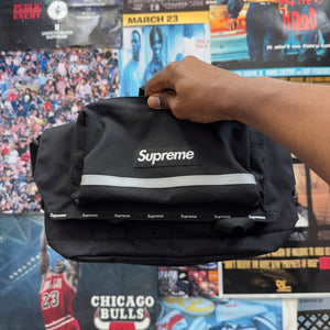 SUPREME MESSENGER BAG
