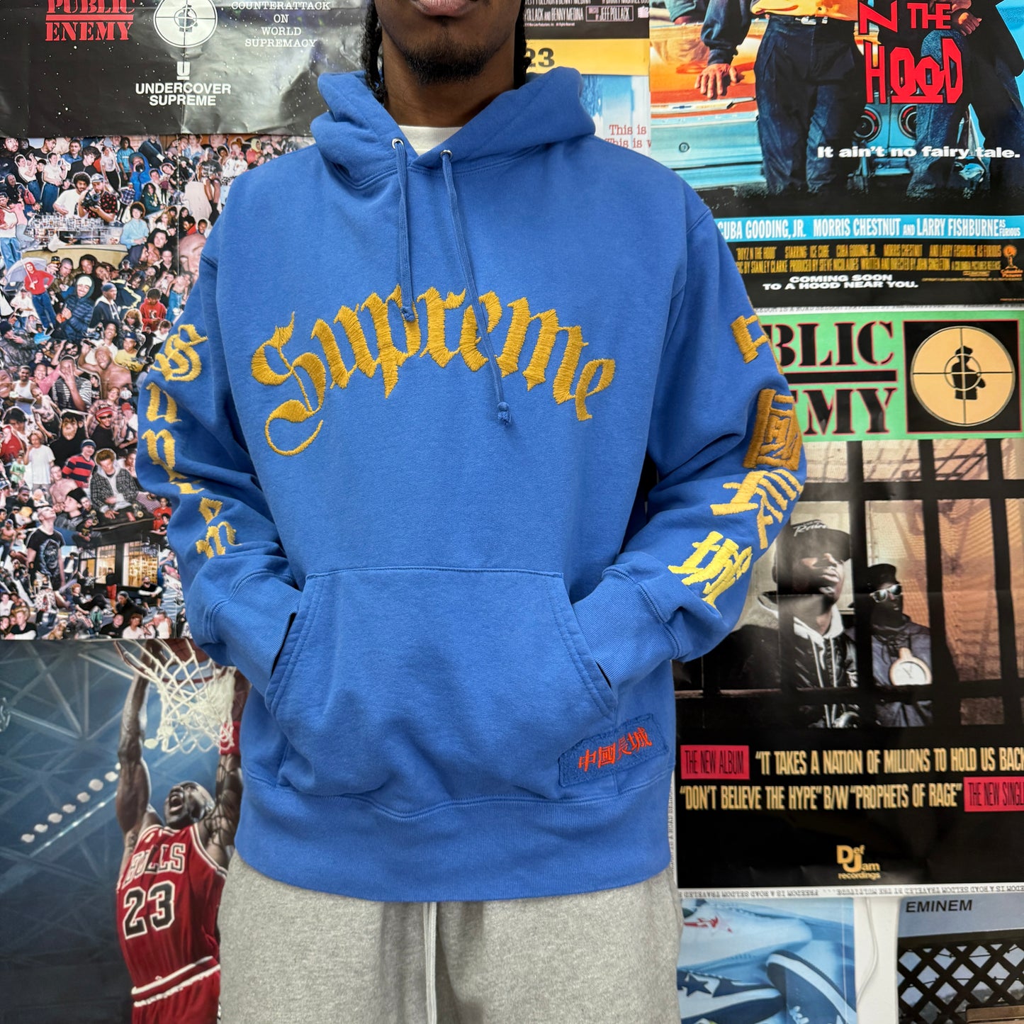 SUPREME FW22 GREAT CHINA WALL SWORD HOODIE