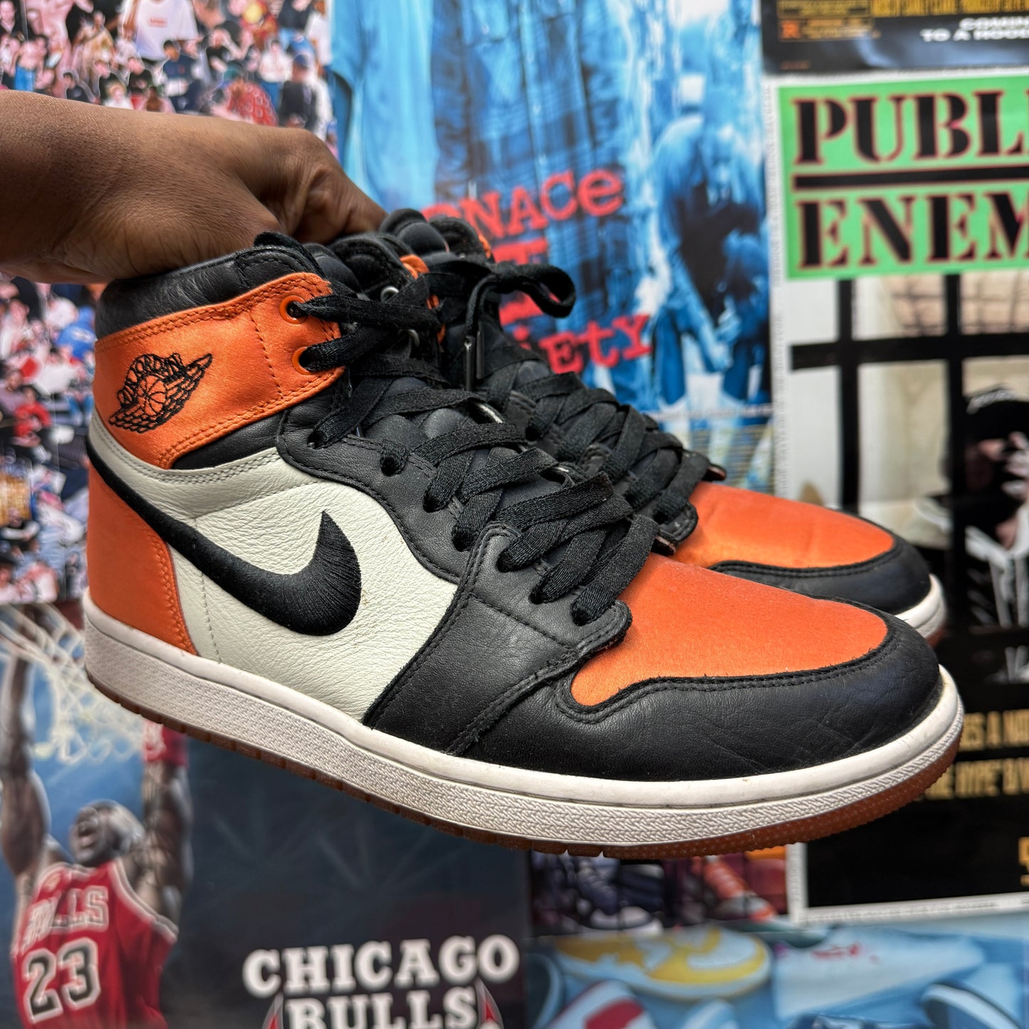 NIKE AIR JORDAN 1 SHATTERED BACKBOARD SATIN