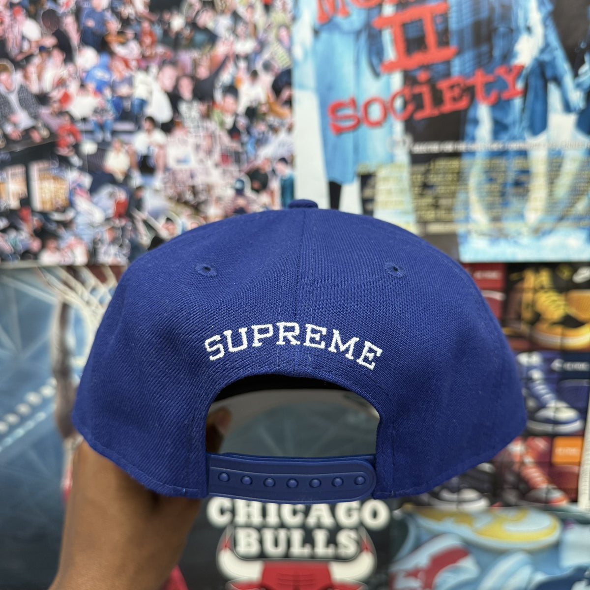 SUPREME SS26 GOTHIC OUTLINE ADJUSTABLE NEW ERA CAP
