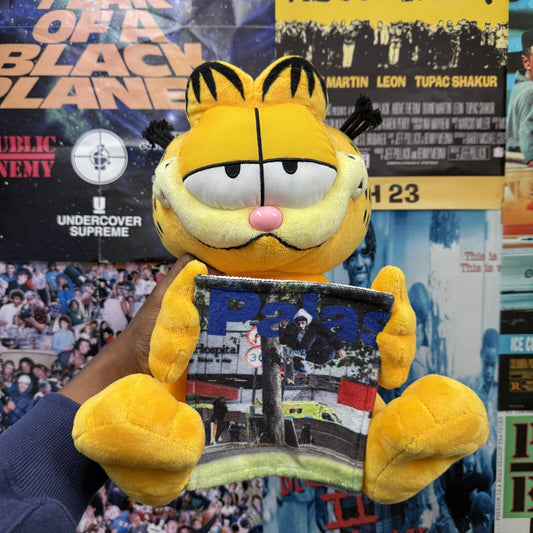 PALACE FW21 GARFIELD TOY