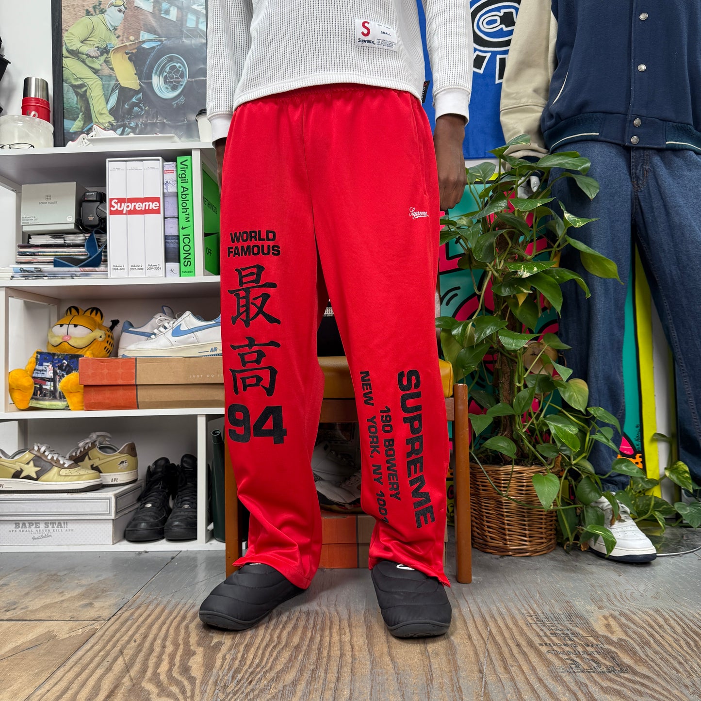 SUPREME SS25 WORLDWIDE TRICOT TRACK PANT