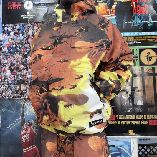 SUPREME FW25 WU-TANG GORE-TEX SHELL JACKET