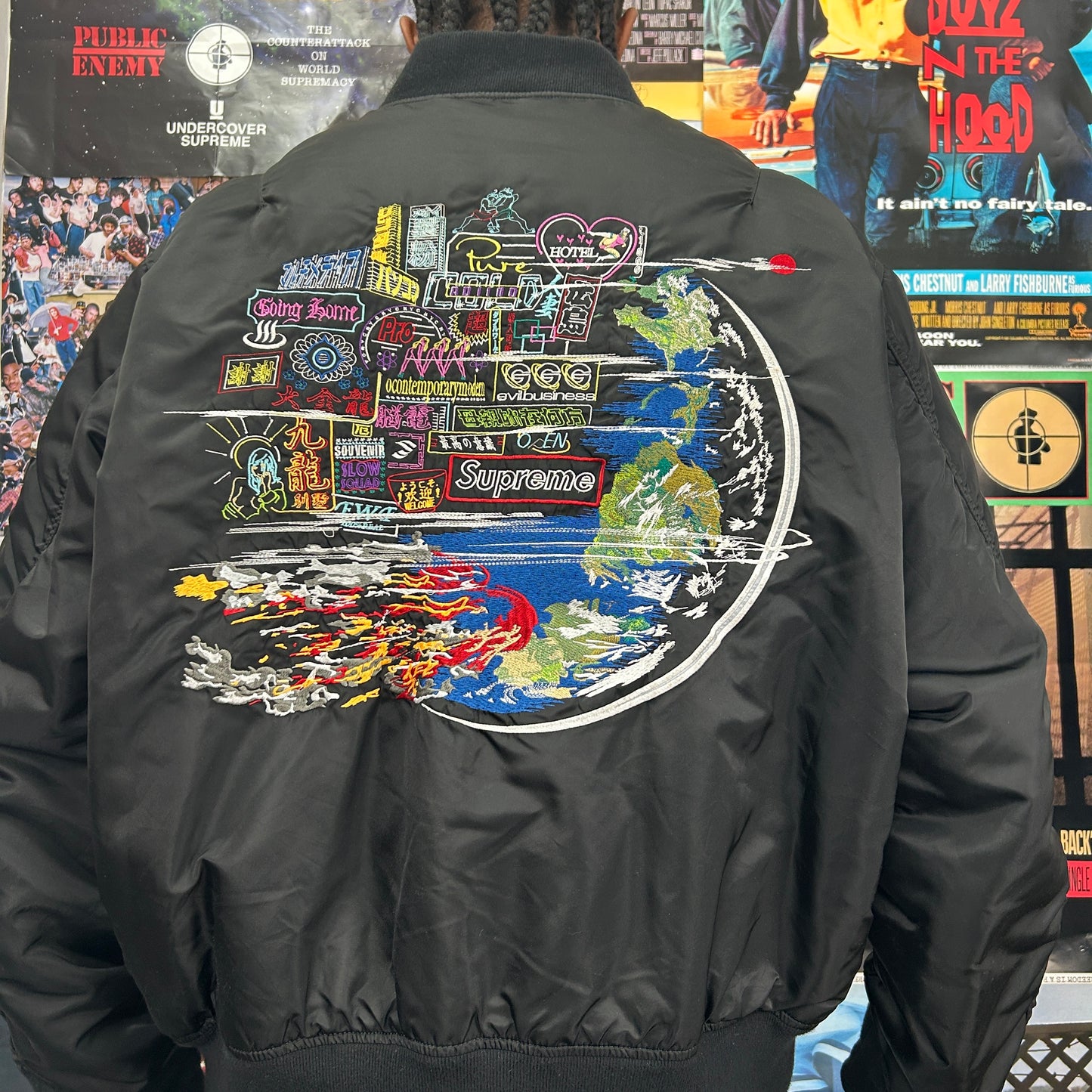 SUPREME FW20 GLOBE MA-1 REVERSIBLE BOMBER JACKET