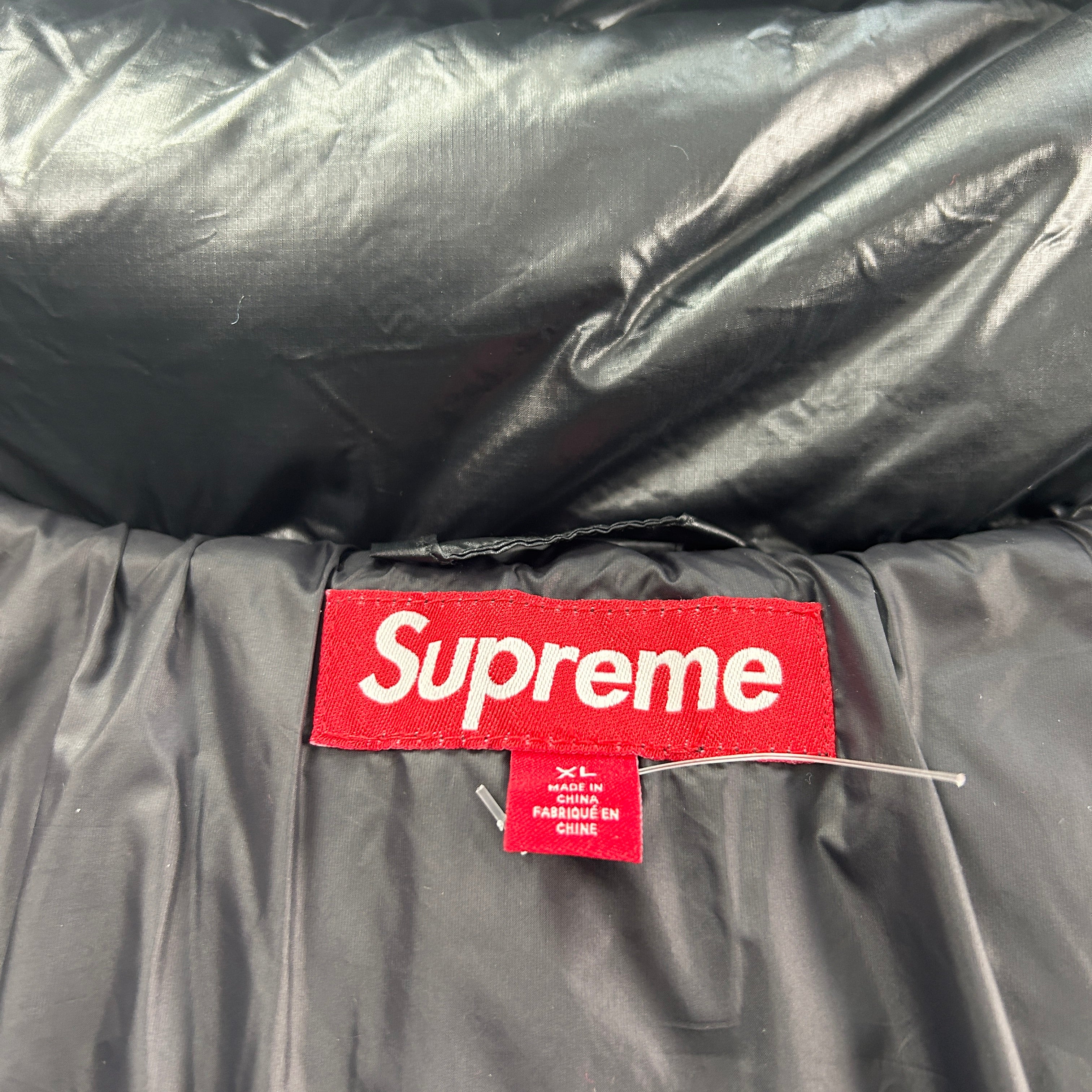 SUPREME FEATHERWEIGHT DOWN PUFFER JACKET