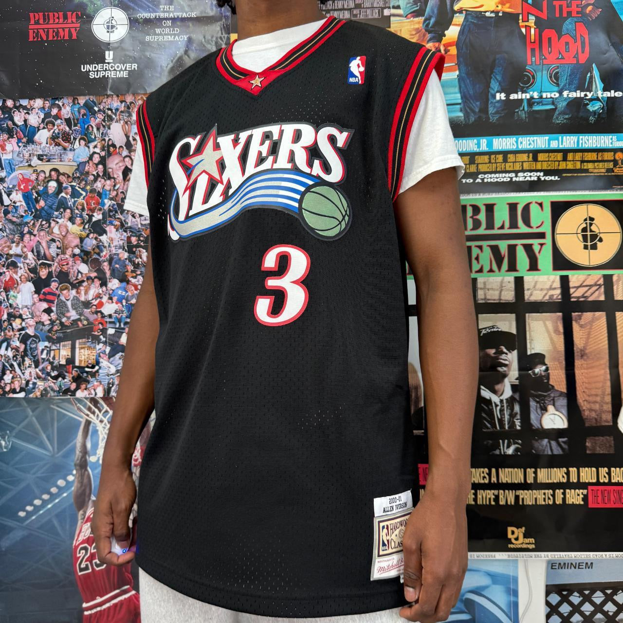 MITCHELL & NESS 2000 - 2001 ALLEN IVERSON JERSEY