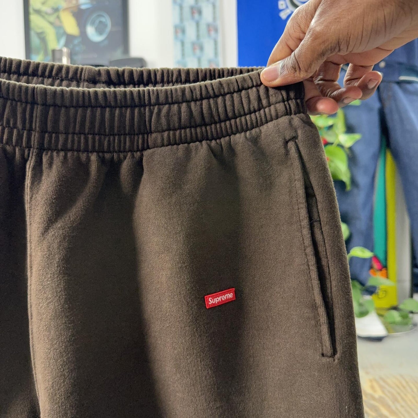 SUPREME FW24 SMALL BOX BROWN SWEATPANTS