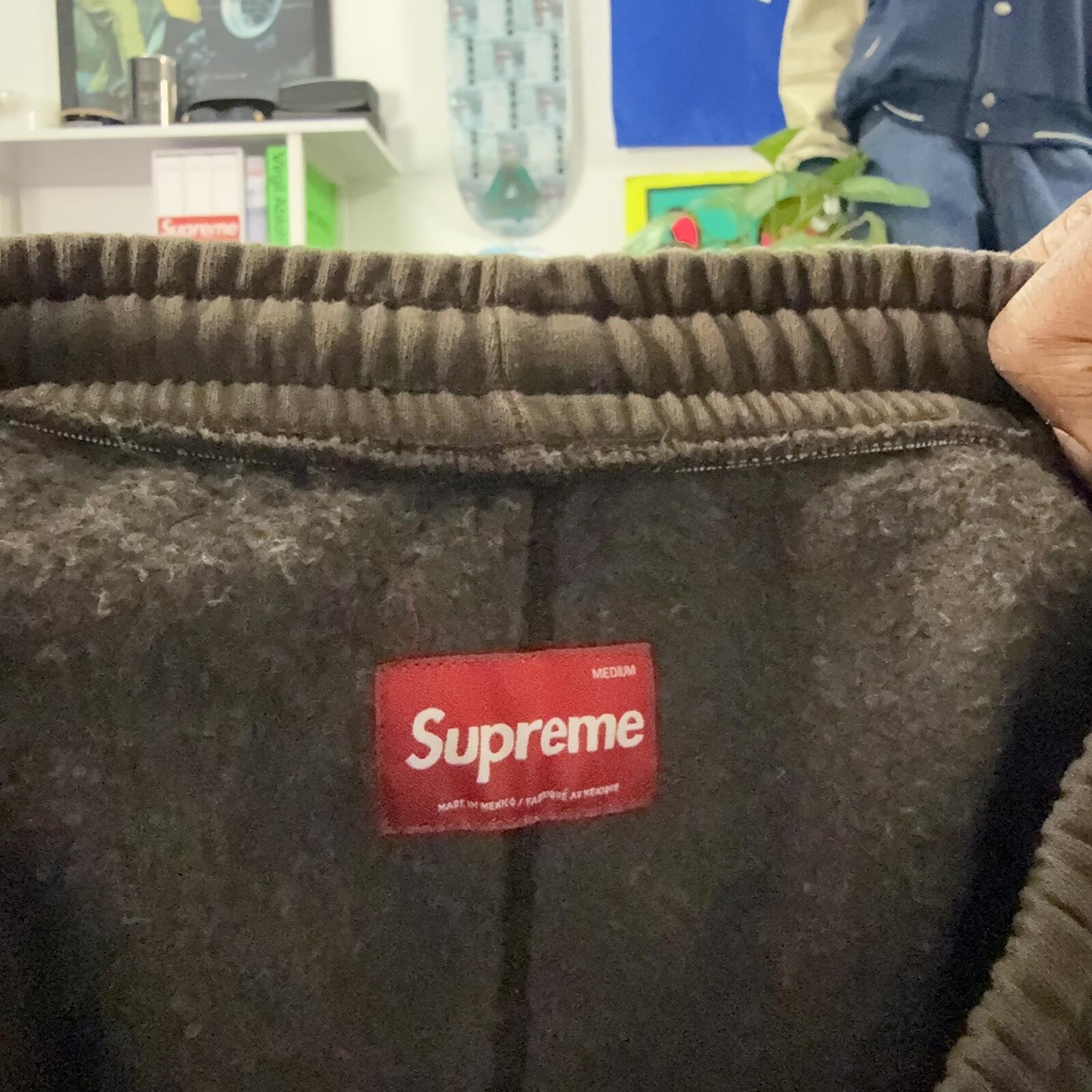 SUPREME FW24 SMALL BOX BROWN SWEATPANTS