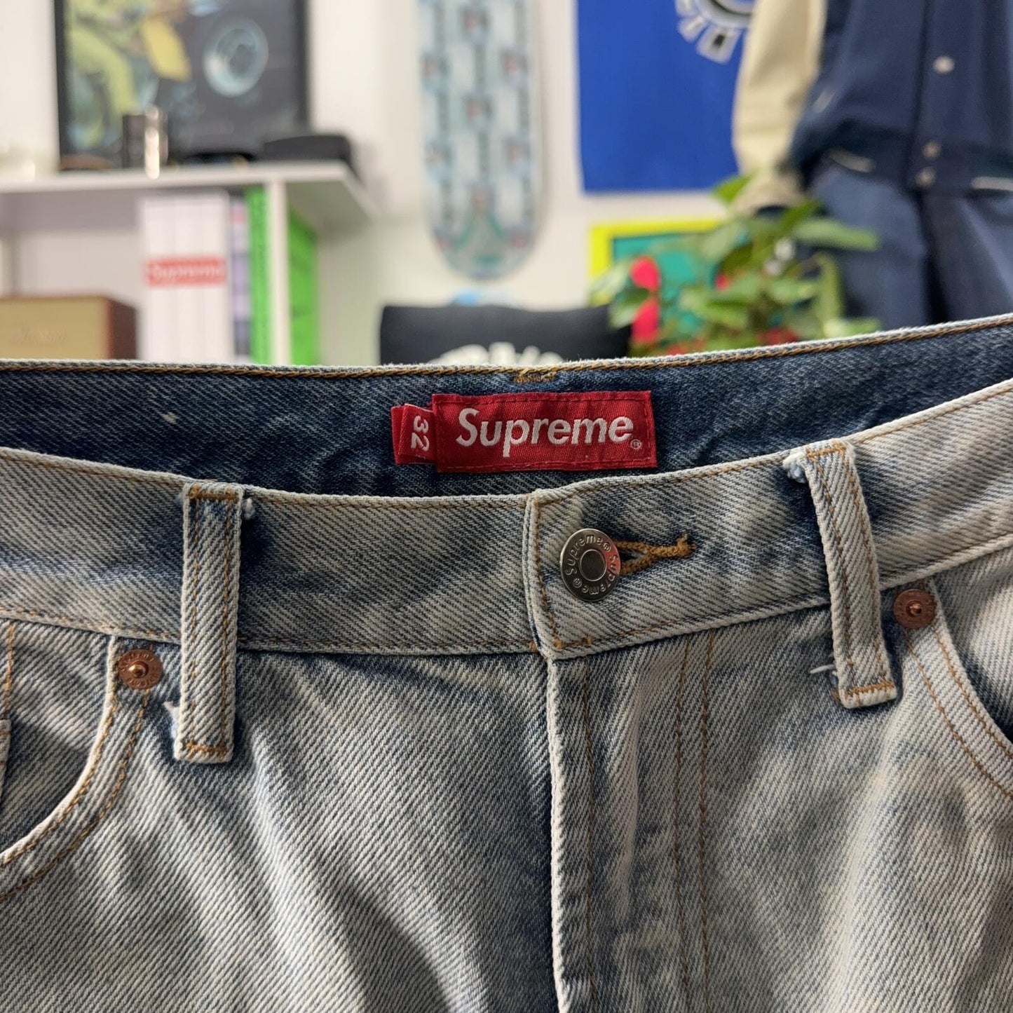 SUPREME SS23 DIRTY INDIGO BAGGY JEANS