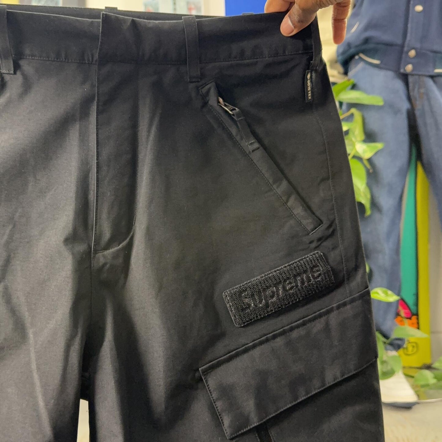 SUPREME FW23 GORE-TEX CARGO PANT