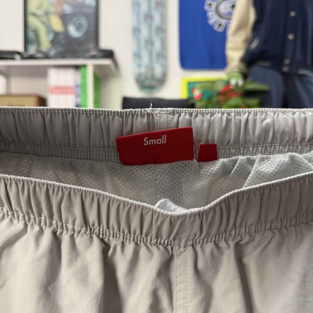 SUPREME FW24 GREY SPELLOUT EMBROIDERY TRACK BOTTOMS