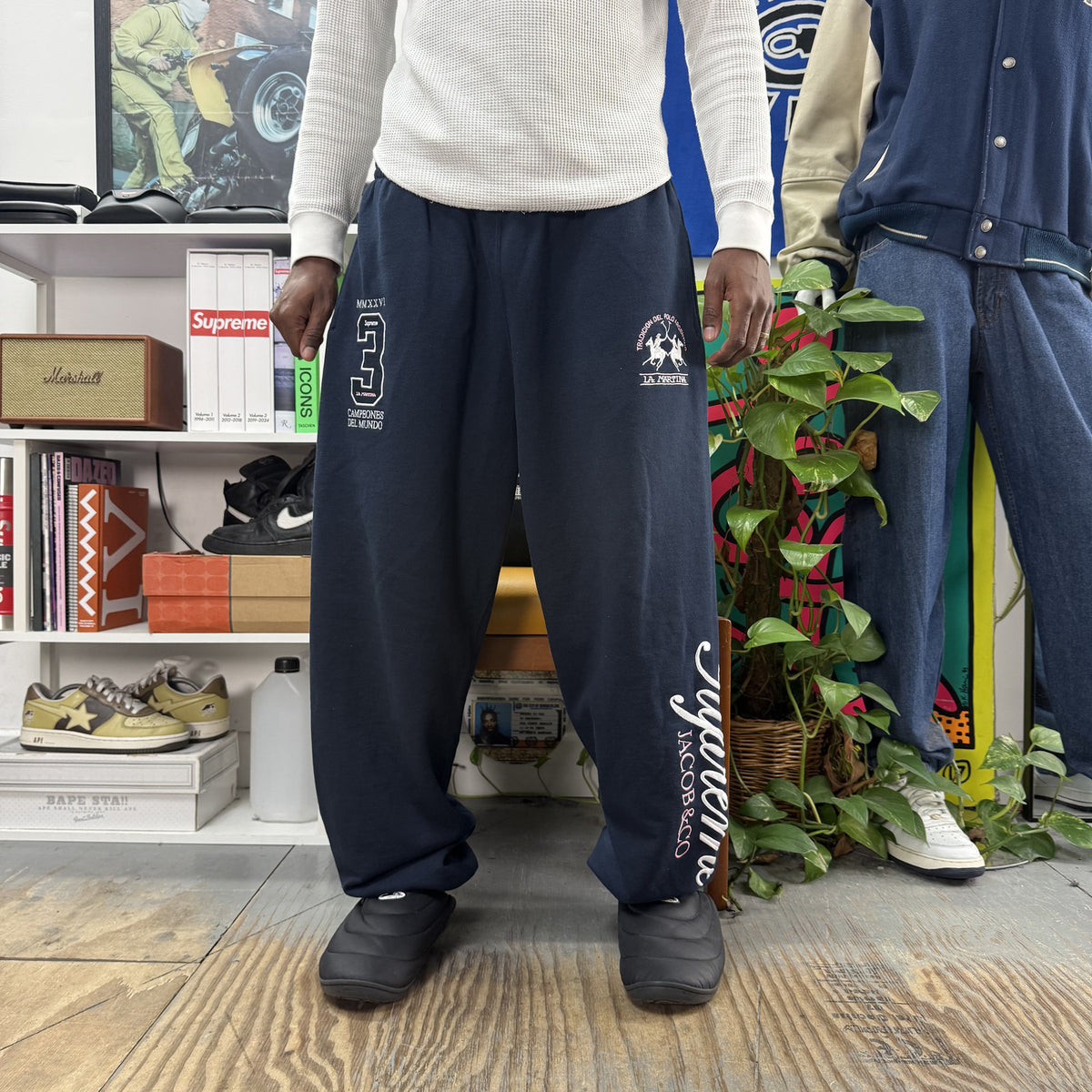 SUPREME X LA MARTINA SS26 NAVY SWEATPANTS