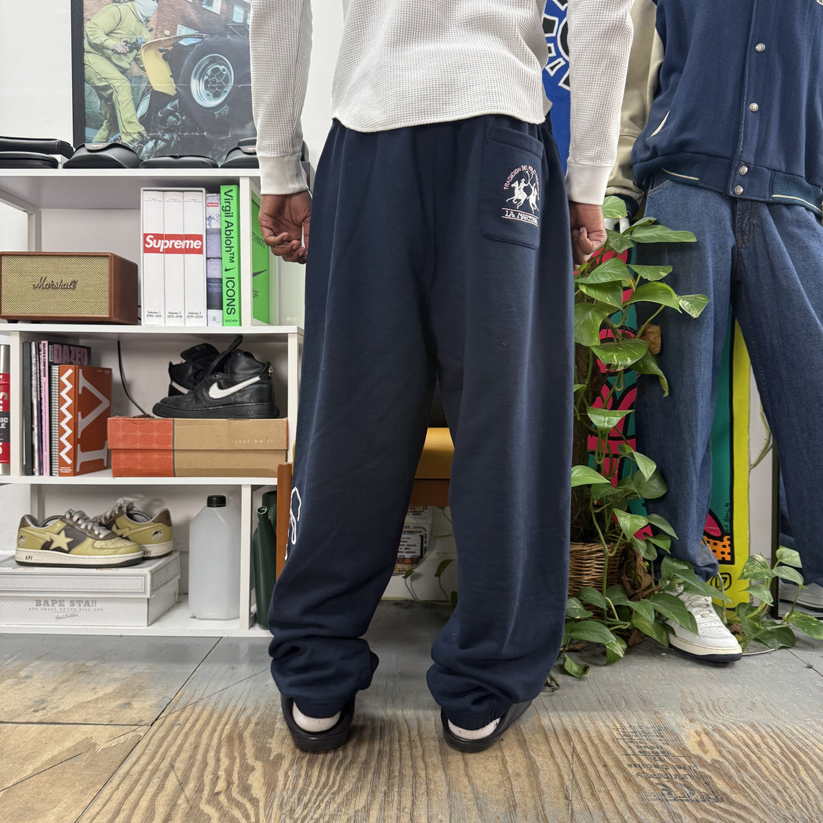SUPREME X LA MARTINA SS26 NAVY SWEATPANTS