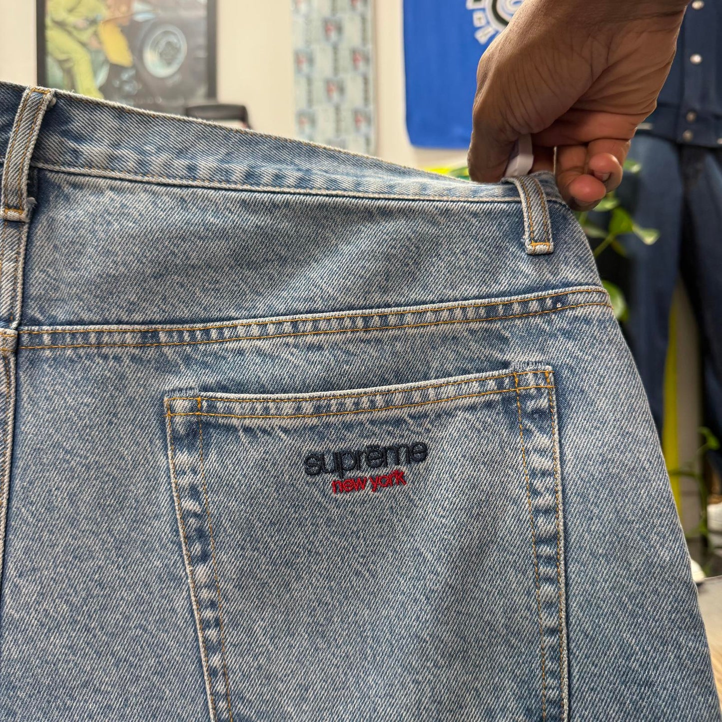 SUPREME FW24 BAGGY LIGHT DENIM JEANS