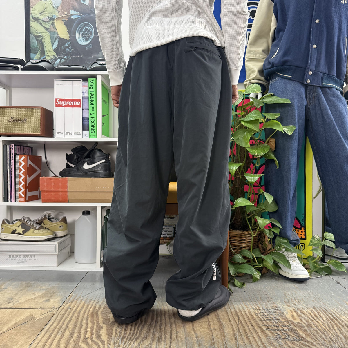 SUPREME JORDAN SS26 BLACK TRACK PANTS