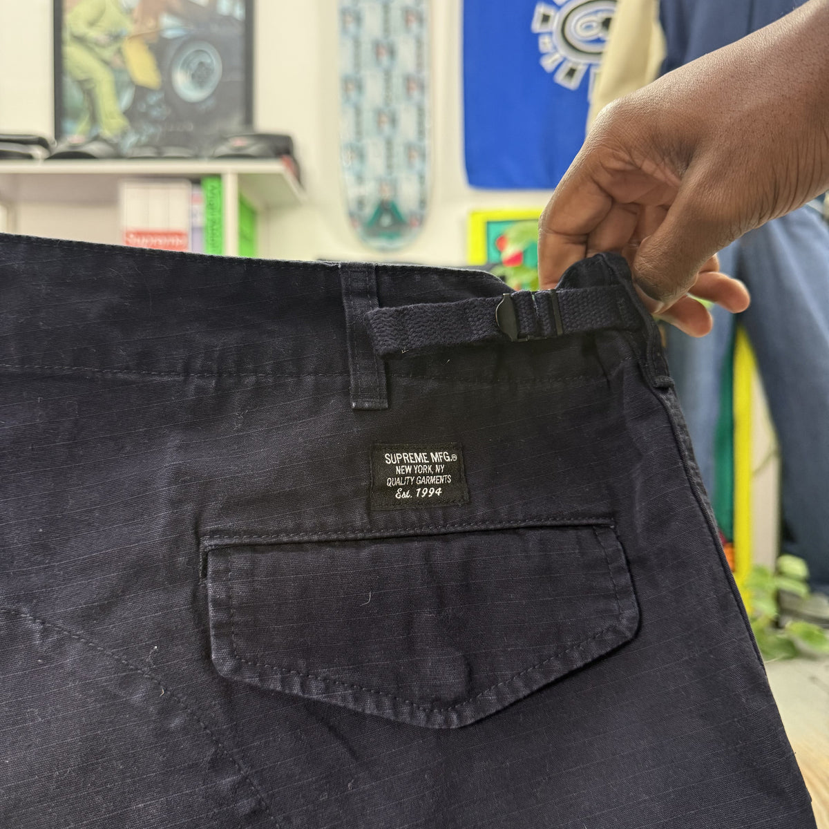 SUPREME SS26 NAVY CARGOS