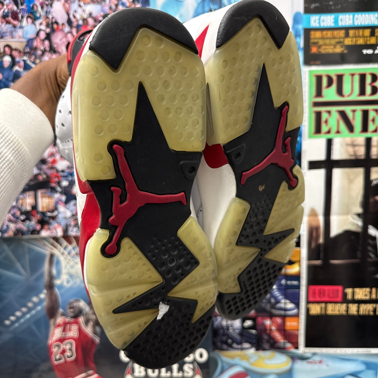 JORDAN 6 2009 BULLS WHITE VARSITY RED