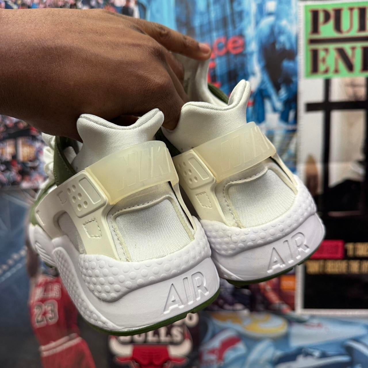 NIKE X STUSSY 2021 AIR HURACHE