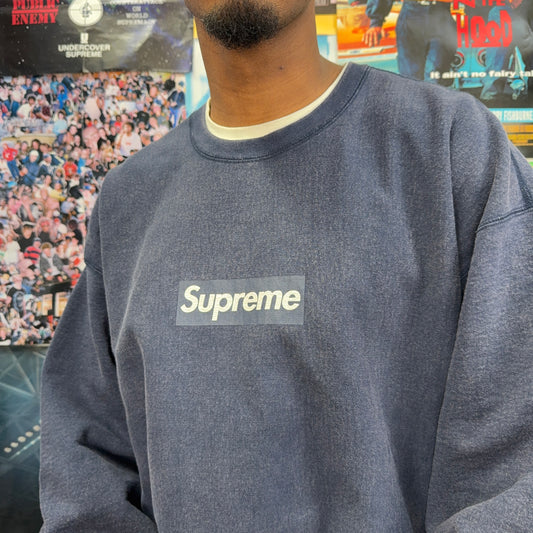 SUPREME SS25 NAVY BOX LOGO CREWNECK