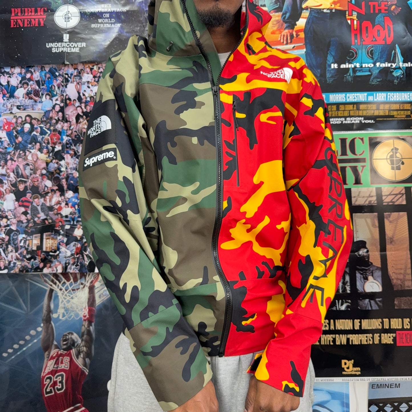 SUPREME X THE NORTH FACE SS24 SPLIT TAPE SEAM SHELL JACKET