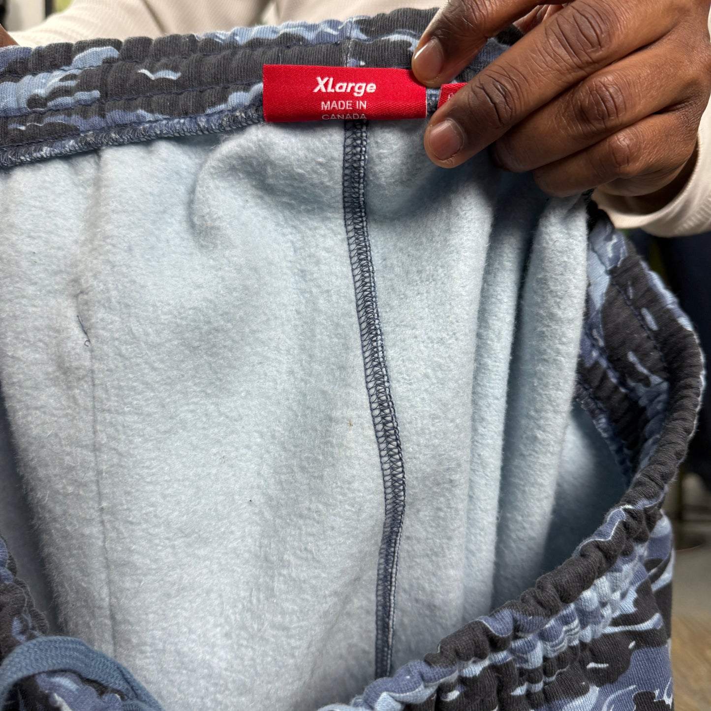 SUPREME FW24 SMALL BOX SWEATPANTS