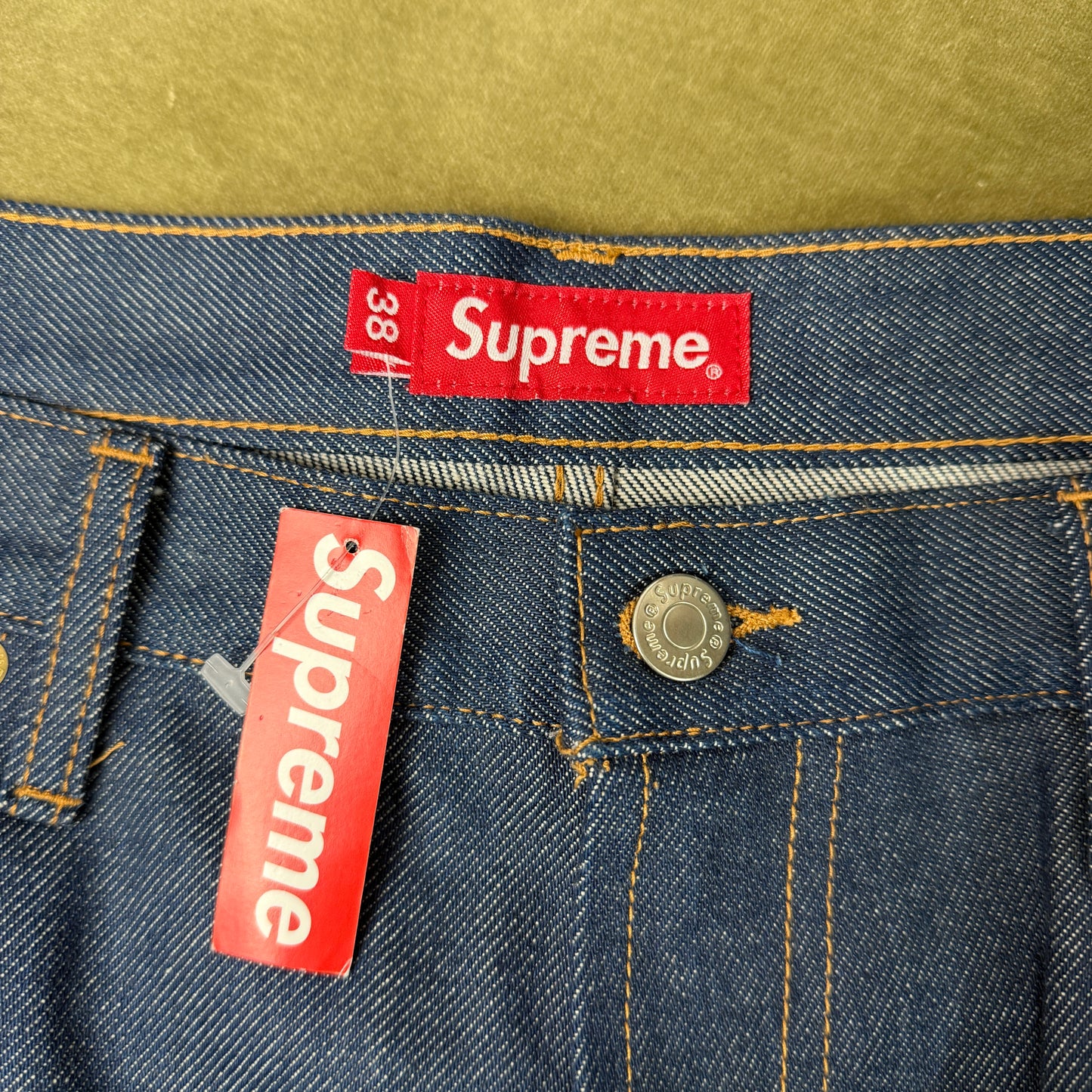 SUPREME FW24 BAGGY SELVEDGE DENIM JEANS