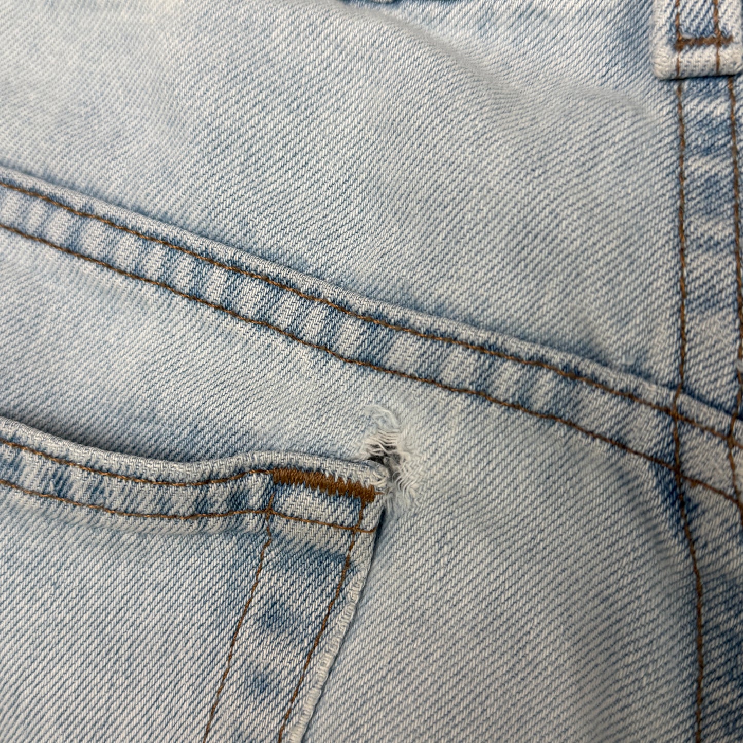 LEVI 90s SILVERTAB BAGGY DENIM JEANS