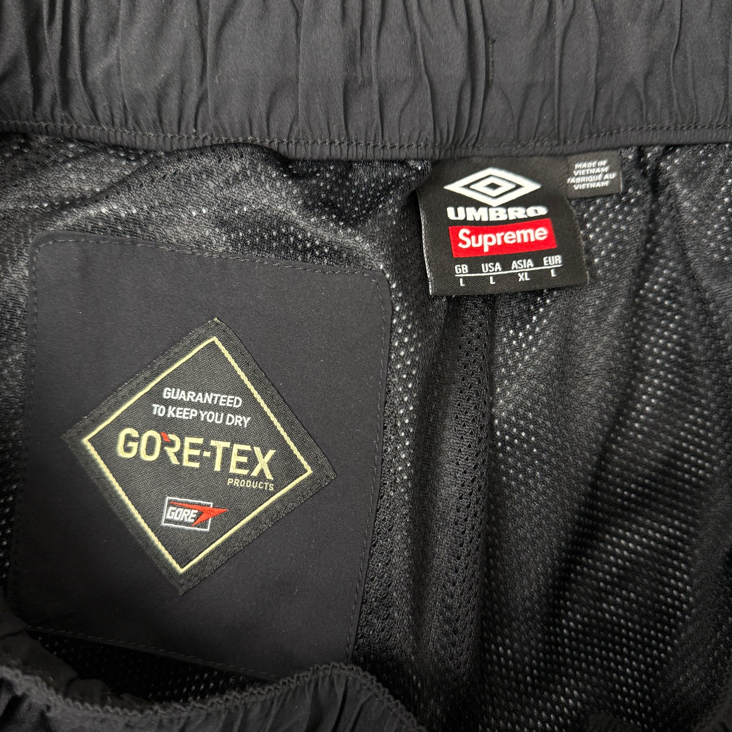 SUPREME X UMBRO SS25 GORE-TEX TRACK PANT