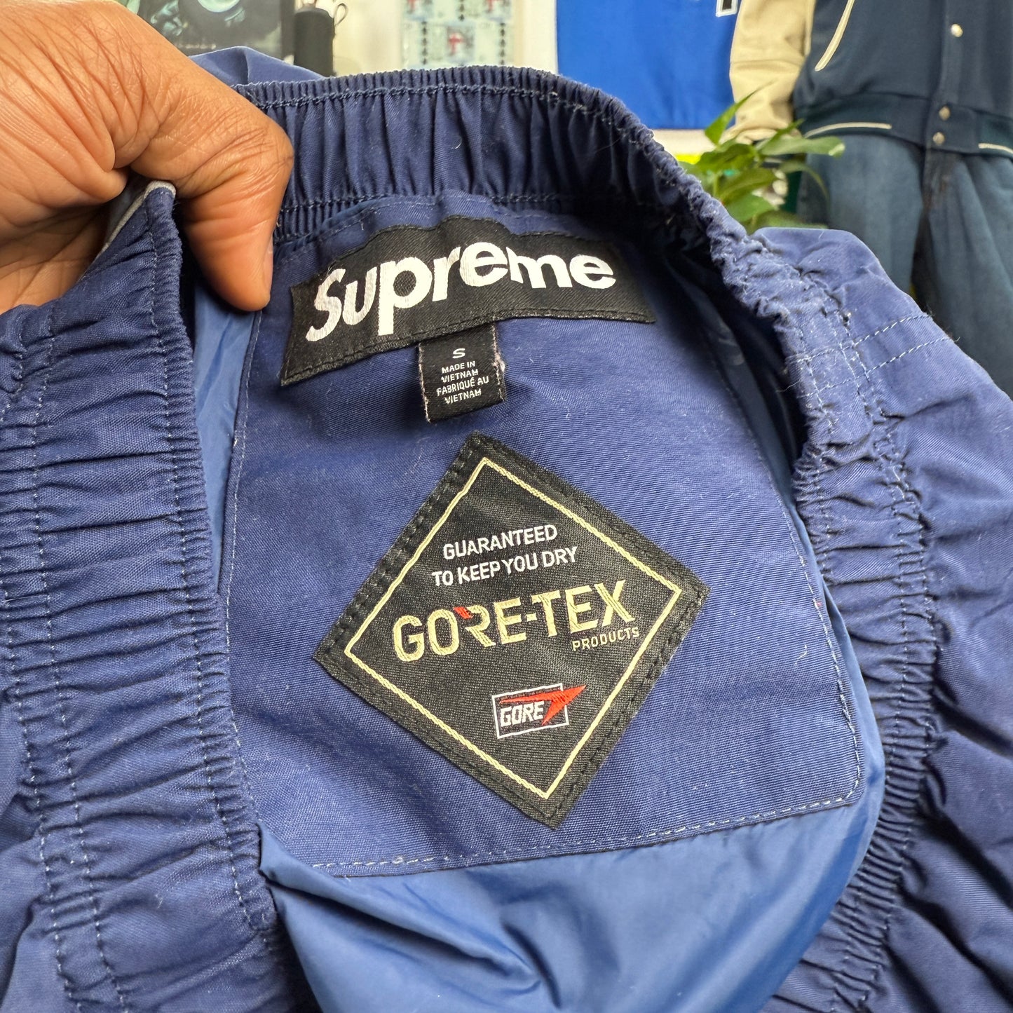 SUPREME SS24 GORE-TEX NAVY TRACK PANT