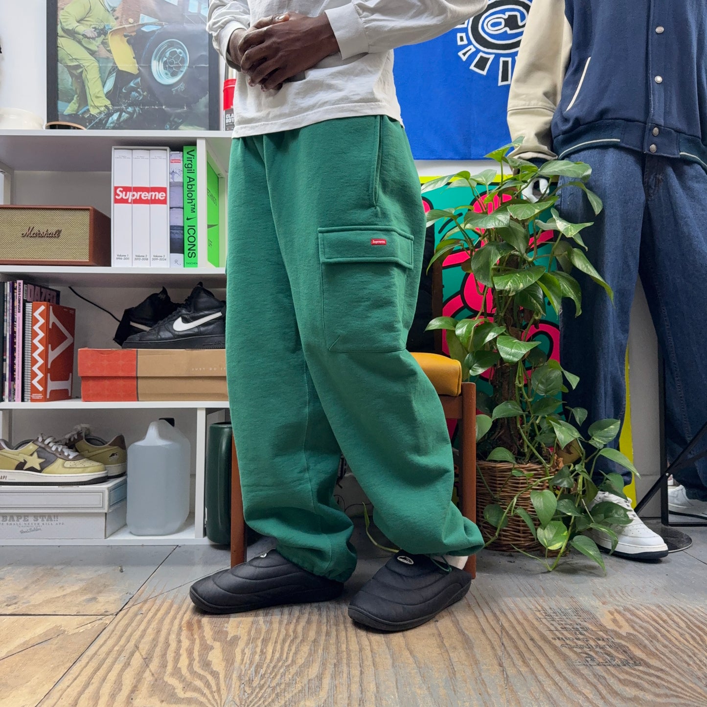 SUPREME FW21 SMALL BOX CARGO SWEATPANTS