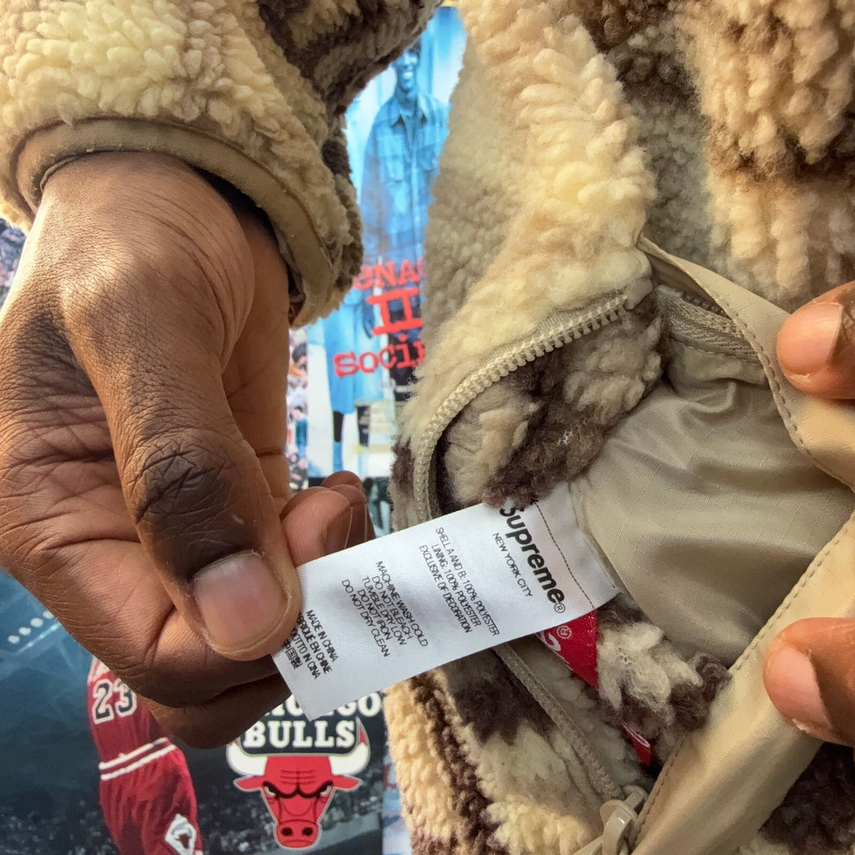 SUPREME FW22 GEO REVERSIBLE WINDSTOPPER FLEECE JACKET