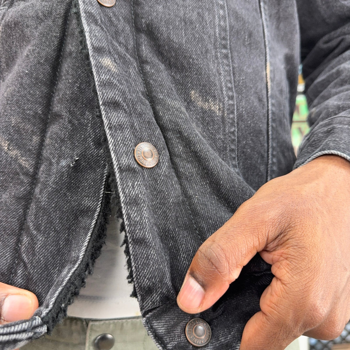 SUPREME FW16 LEVIS BLEACHED SHERPA TRUCKER JACKET