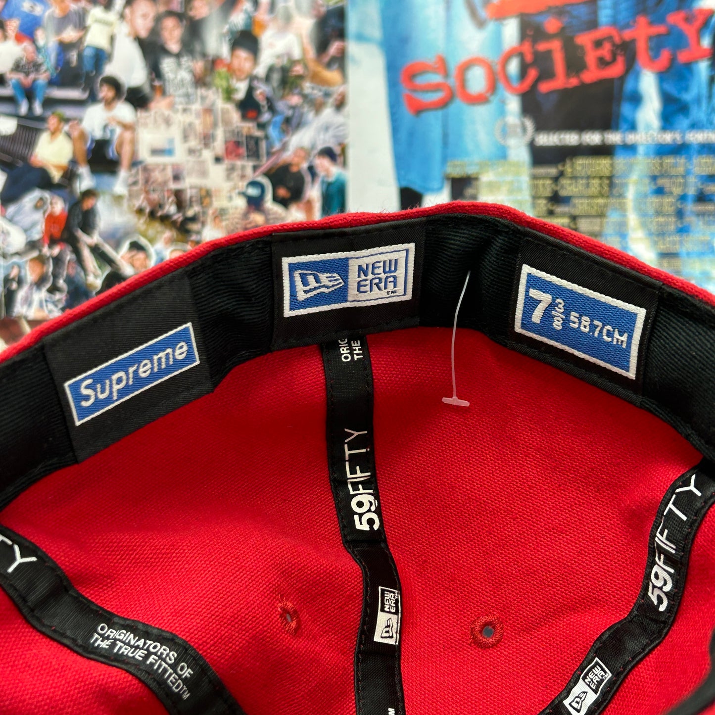 2005 SUPREME BIG APPLE FITTED CAP