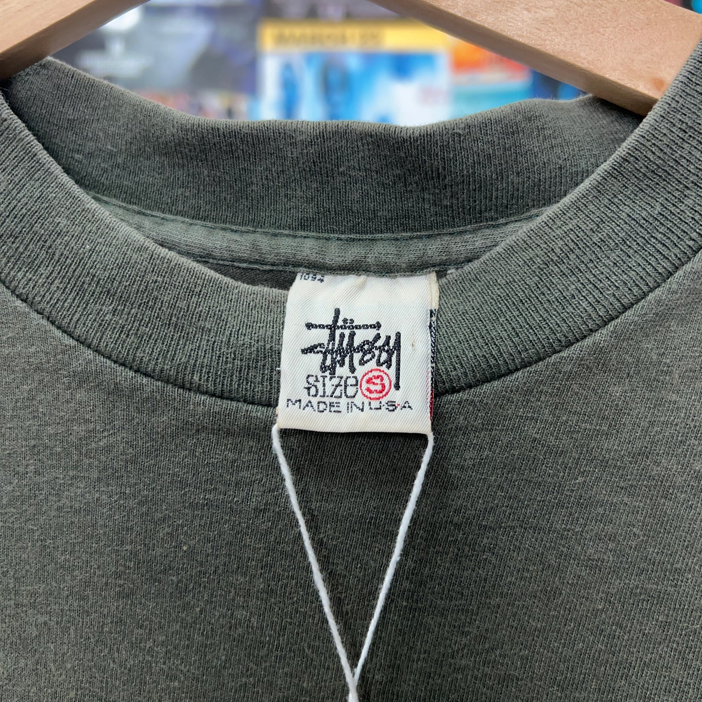 STUSSY 90s INTERNATIONAL GREEN TEE